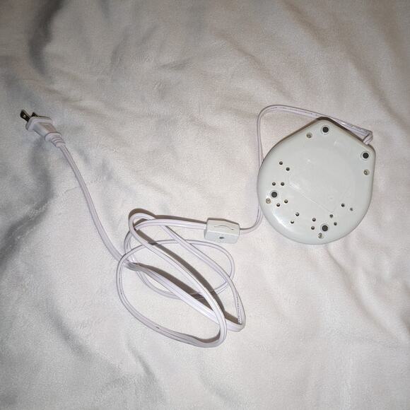 Electric Coffee Mug Warmer - Desk/Travel Appliance - Switch - Great Condition - Picture 4 of 4